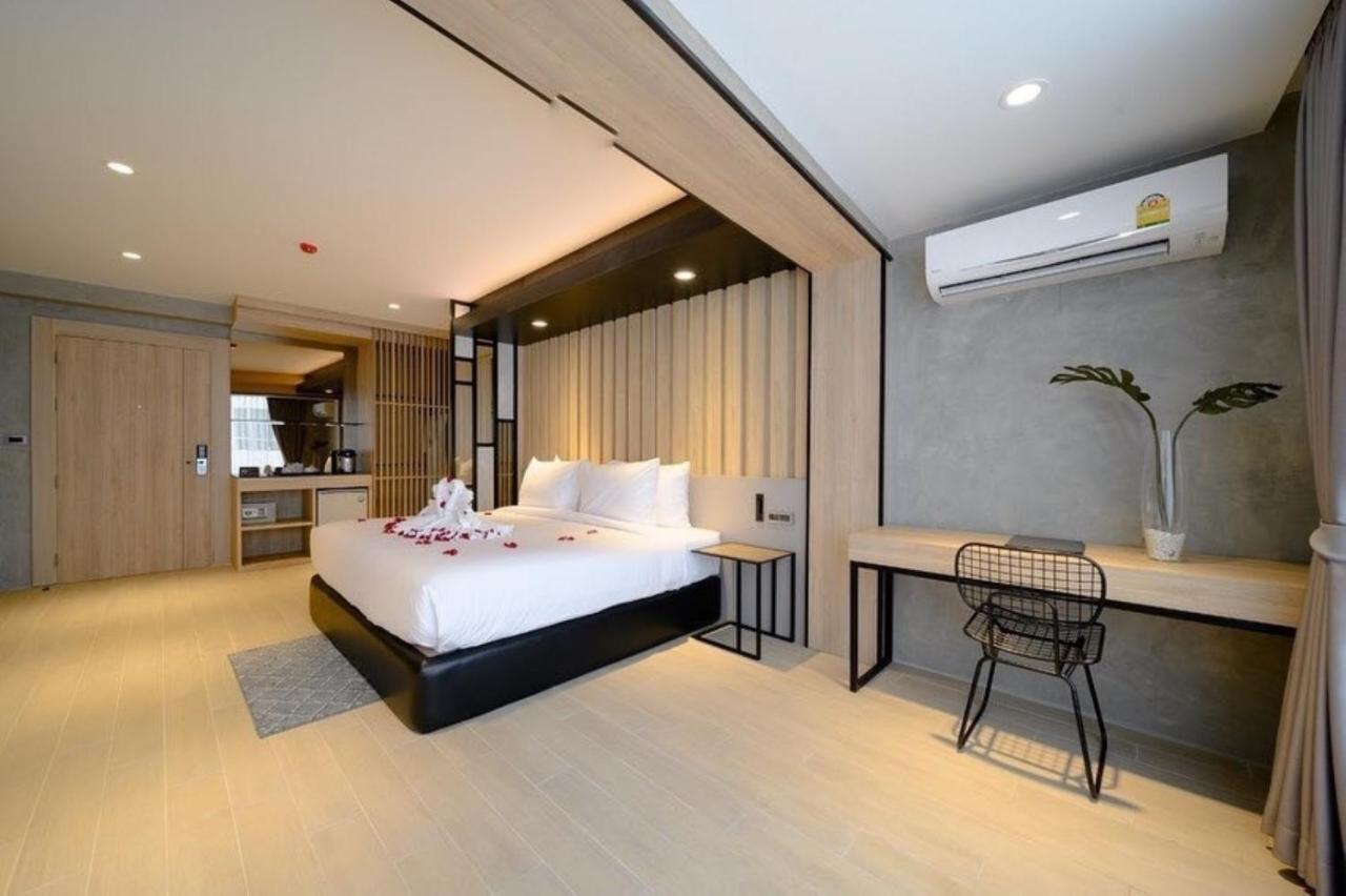 Loft Bangkok Hotel Exteriör bild