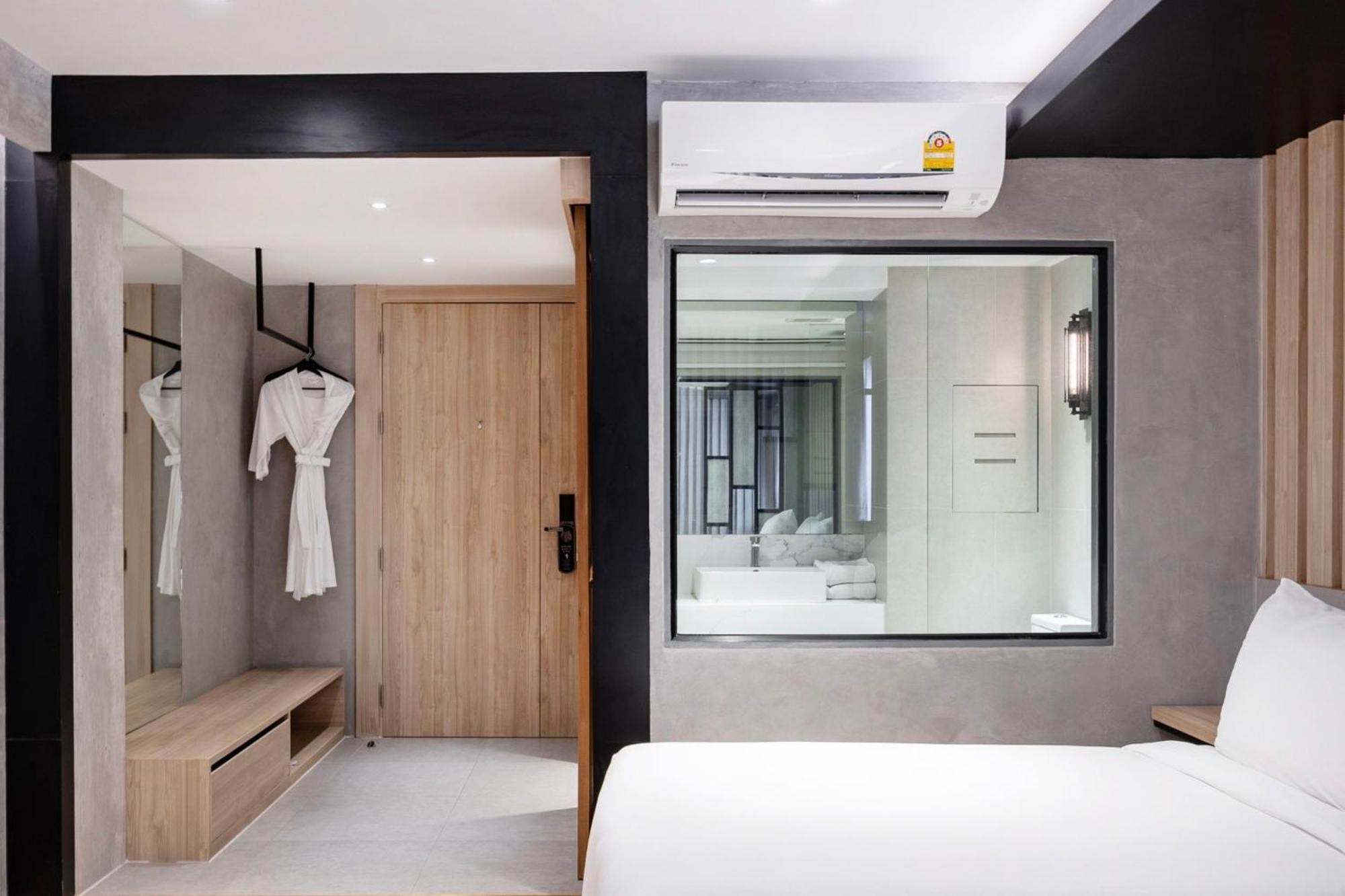 Loft Bangkok Hotel Exteriör bild